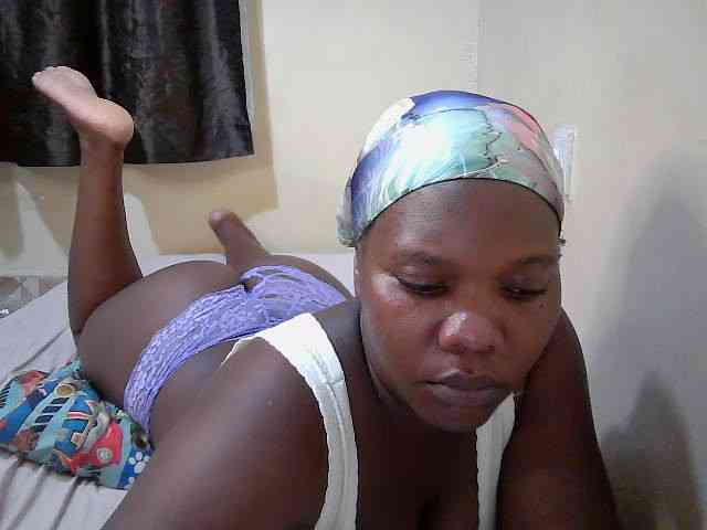 Sweet-Tiffany webcam