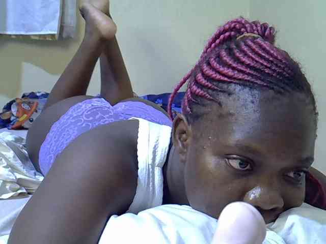 Sweet-Tiffany webcam