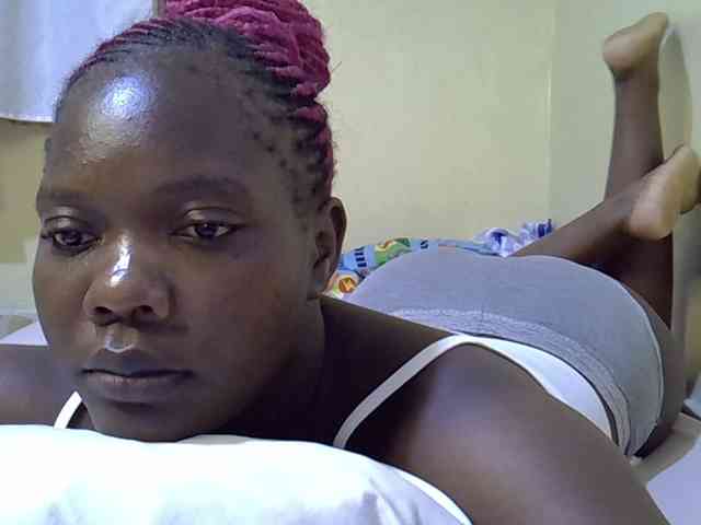 Sweet-Tiffany webcam