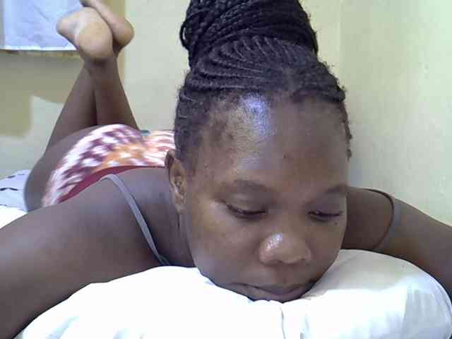 Sweet-Tiffany webcam