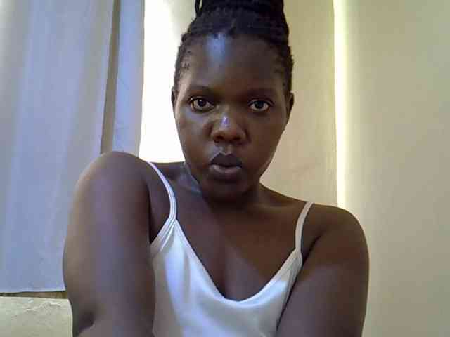 Sweet-Tiffany webcam