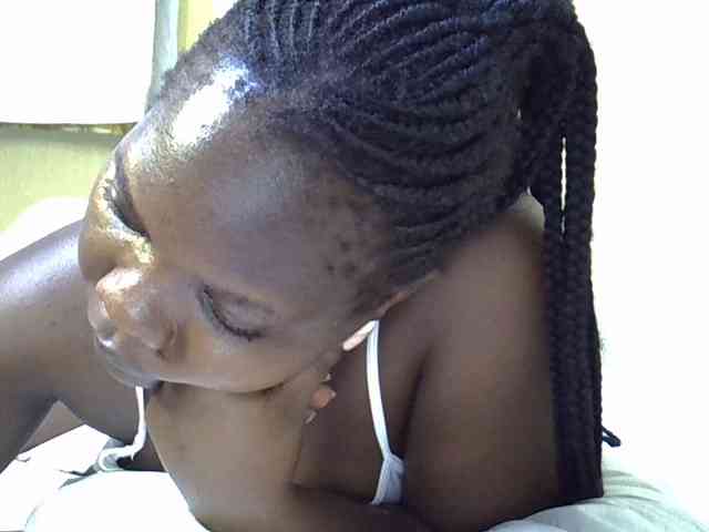 Sweet-Tiffany webcam