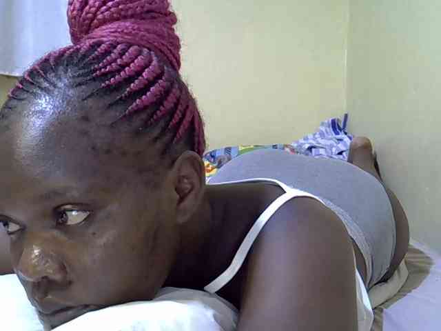 Sweet-Tiffany webcam