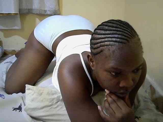 Sweet-Tiffany webcam