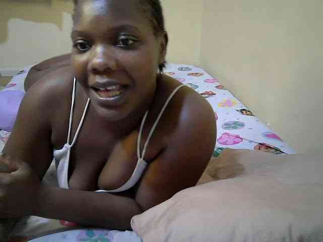 Sweet-Tiffany webcam