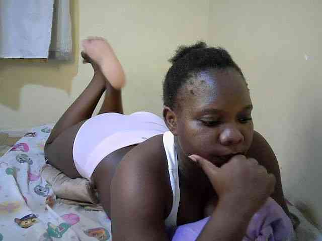 Sweet-Tiffany webcam