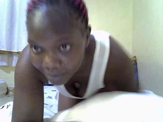 Sweet-Tiffany webcam