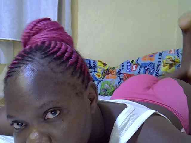 Sweet-Tiffany webcam