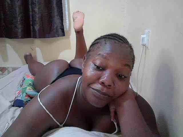 Sweet-Tiffany webcam