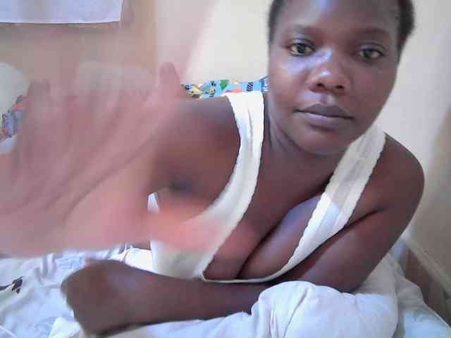 Sweet-Tiffany webcam