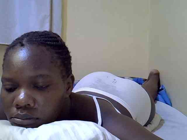 Sweet-Tiffany webcam