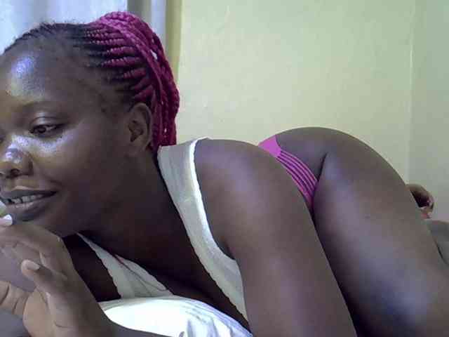 Sweet-Tiffany webcam