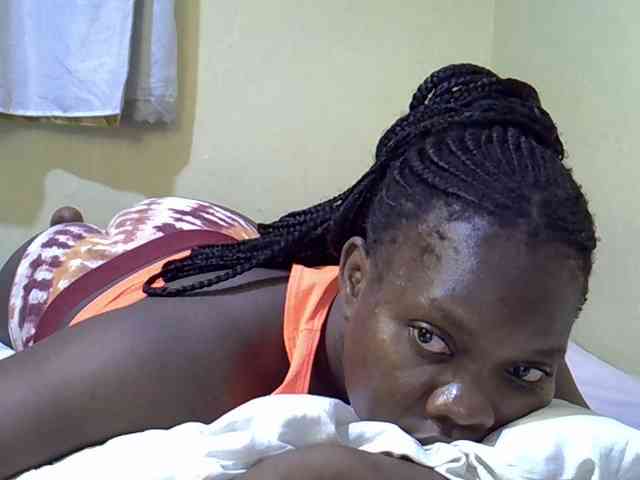 Sweet-Tiffany webcam