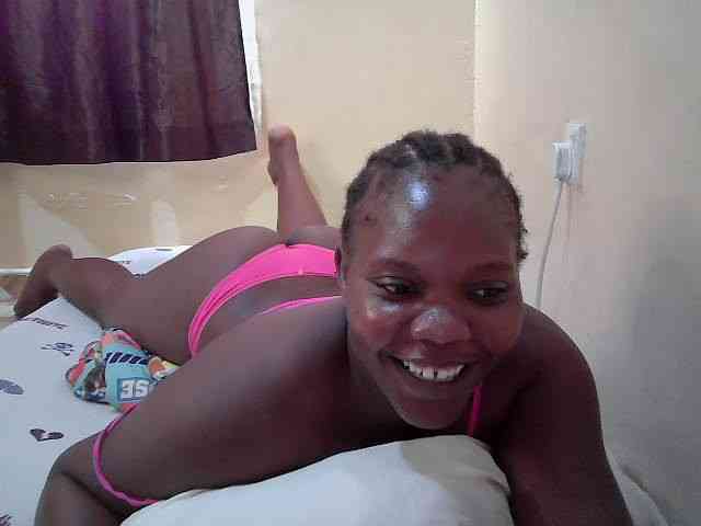 Sweet-Tiffany webcam