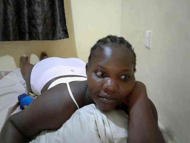 Sweet-Tiffany webcam