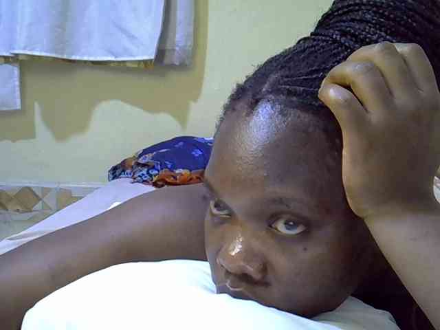 Sweet-Tiffany webcam