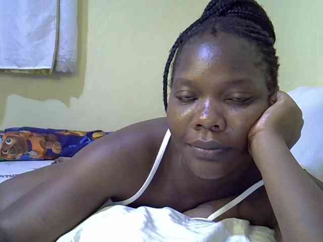 Sweet-Tiffany webcam