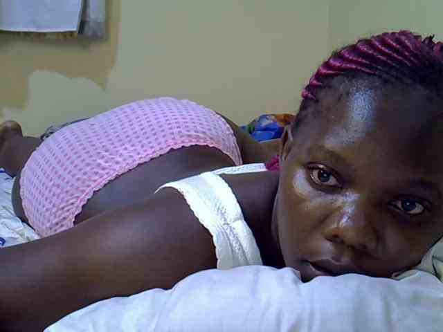 Sweet-Tiffany webcam