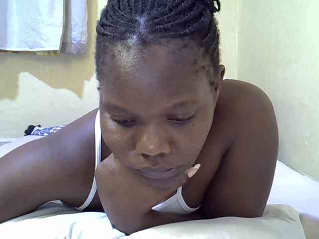 Sweet-Tiffany webcam