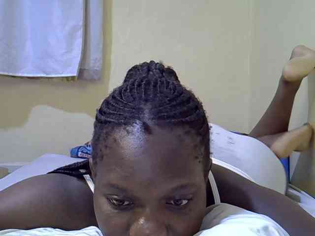 Sweet-Tiffany webcam