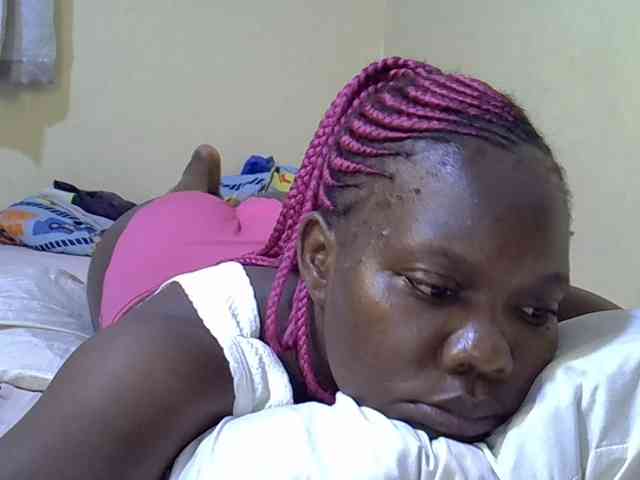 Sweet-Tiffany webcam
