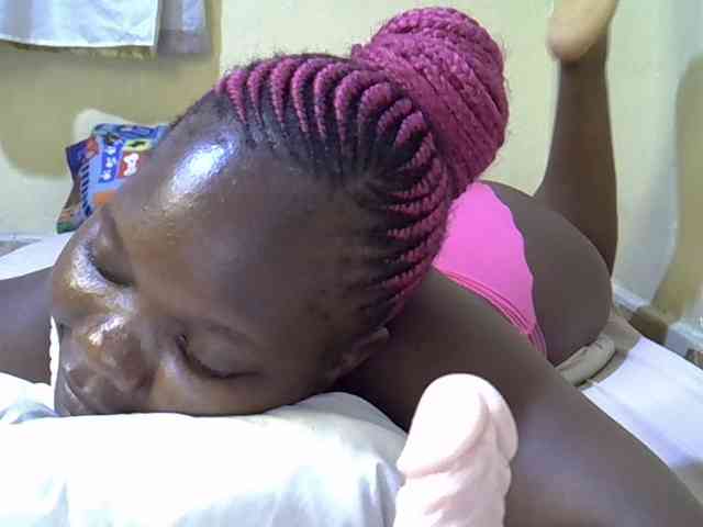 Sweet-Tiffany webcam