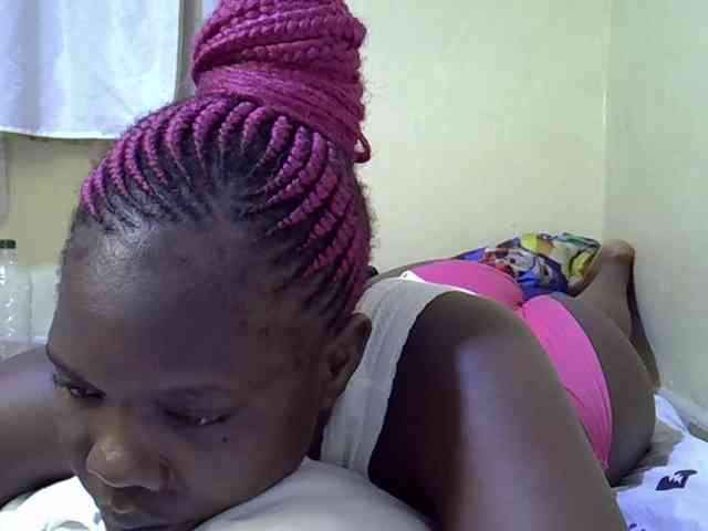 Sweet-Tiffany webcam