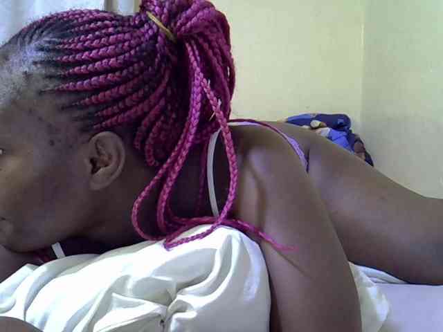 Sweet-Tiffany webcam