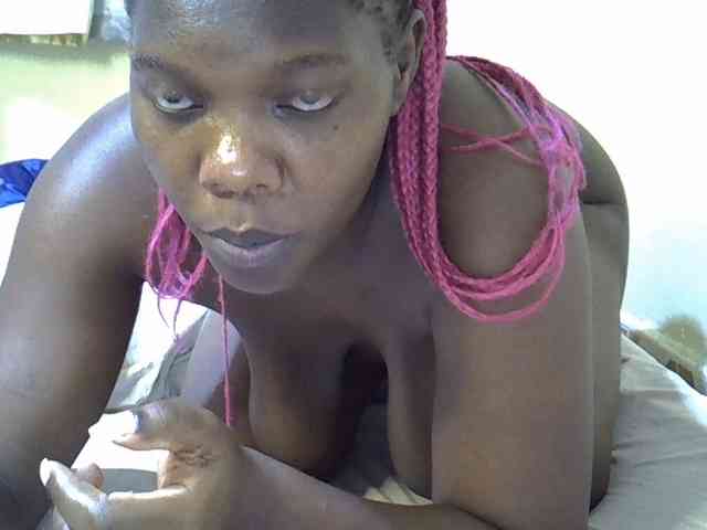 Sweet-Tiffany webcam