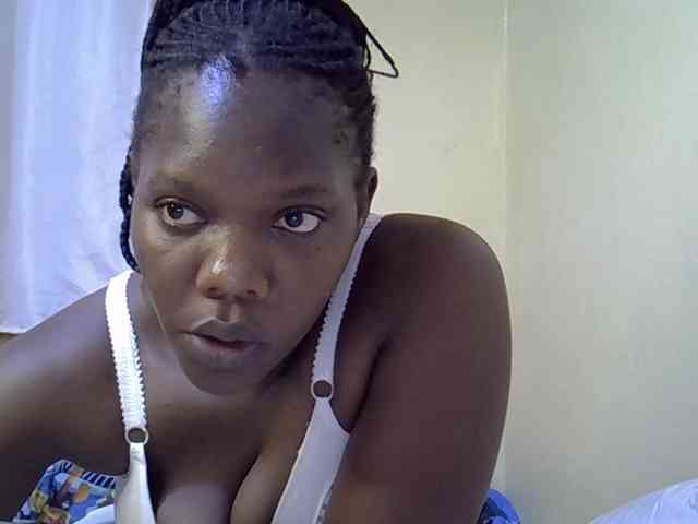 Sweet-Tiffany webcam