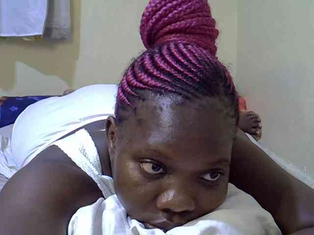 Sweet-Tiffany webcam