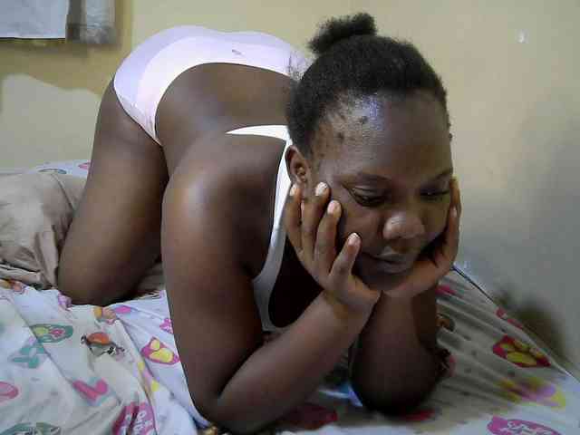 Sweet-Tiffany webcam
