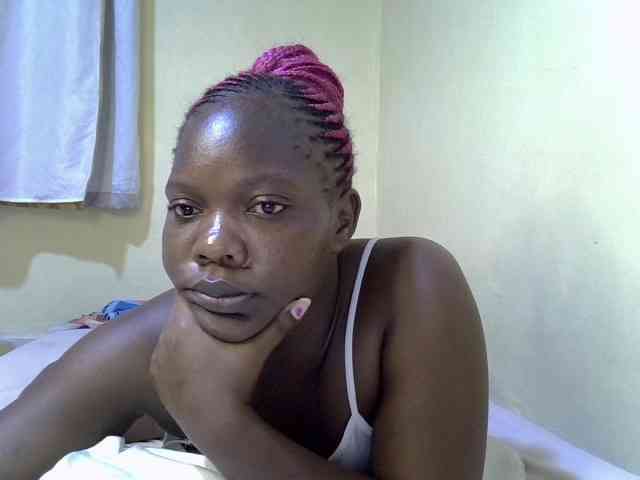 Sweet-Tiffany webcam