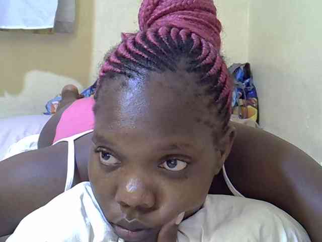 Sweet-Tiffany webcam