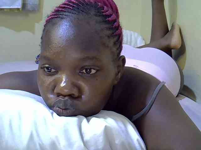 Sweet-Tiffany webcam