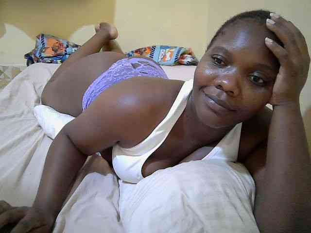 Sweet-Tiffany webcam