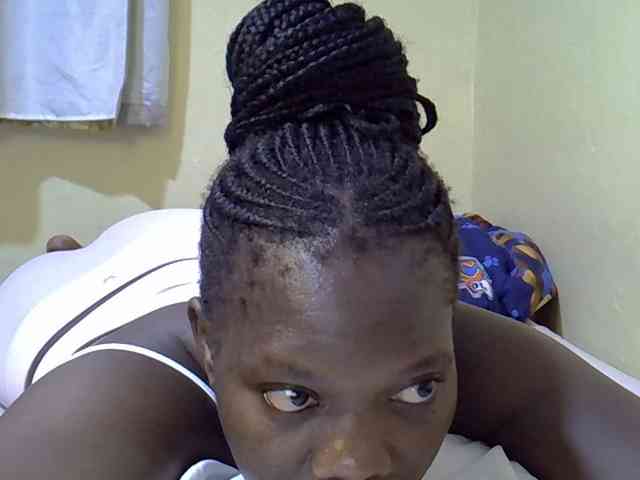 Sweet-Tiffany webcam