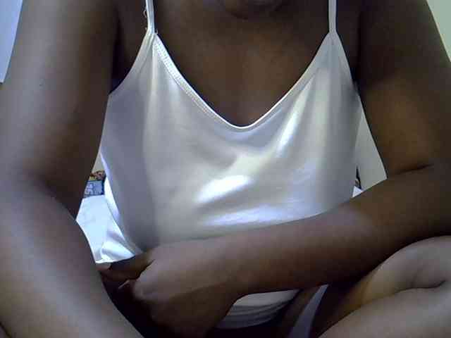 Sweet-Tiffany webcam