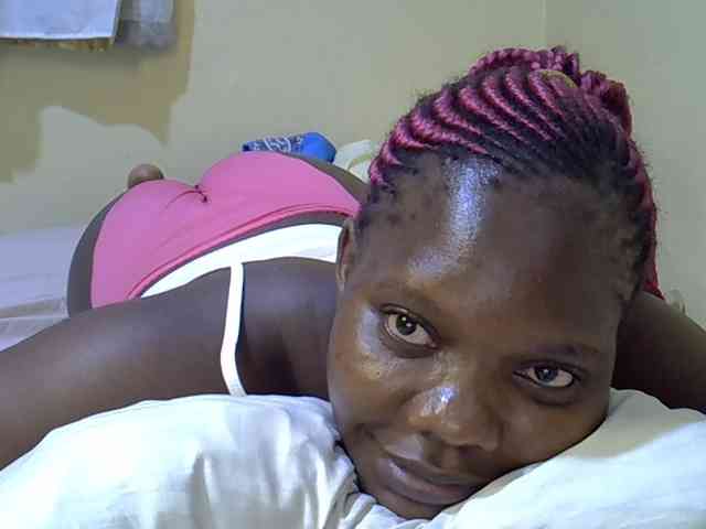 Sweet-Tiffany webcam
