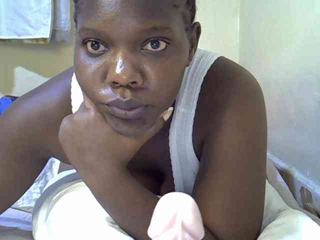 Sweet-Tiffany webcam