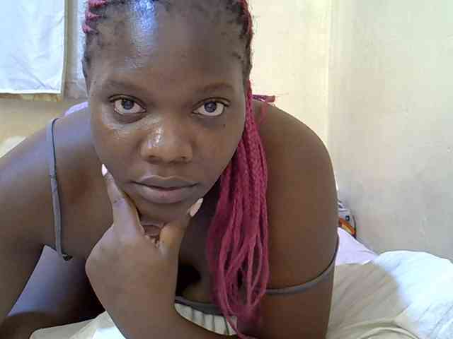 Sweet-Tiffany webcam