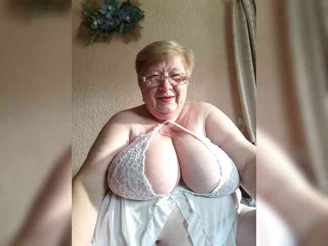 LettieXMagdalen webcam