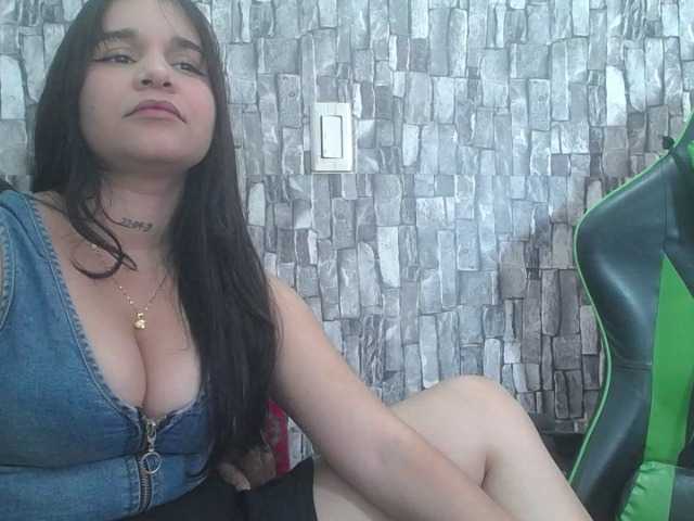 punishingthegirl live cam on BongaCams