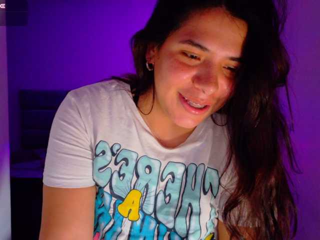 Karlathompson live cam on BongaCams
