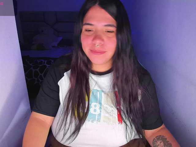 Karlathompson live cam on BongaCams