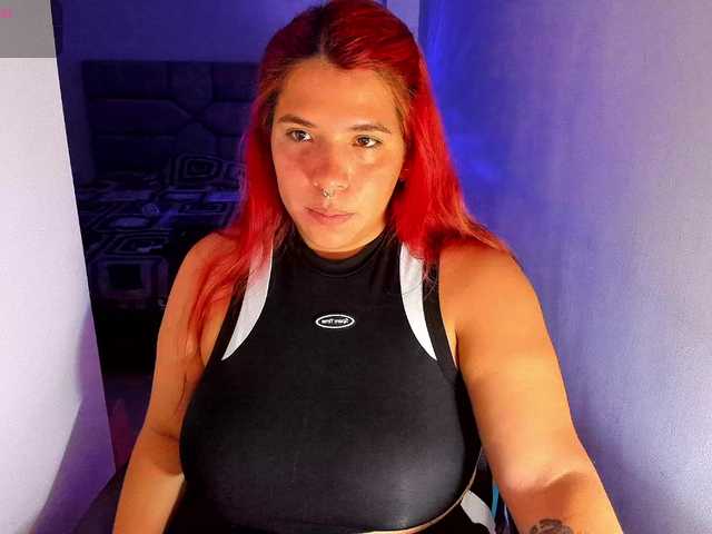 Karlathompson live cam on BongaCams