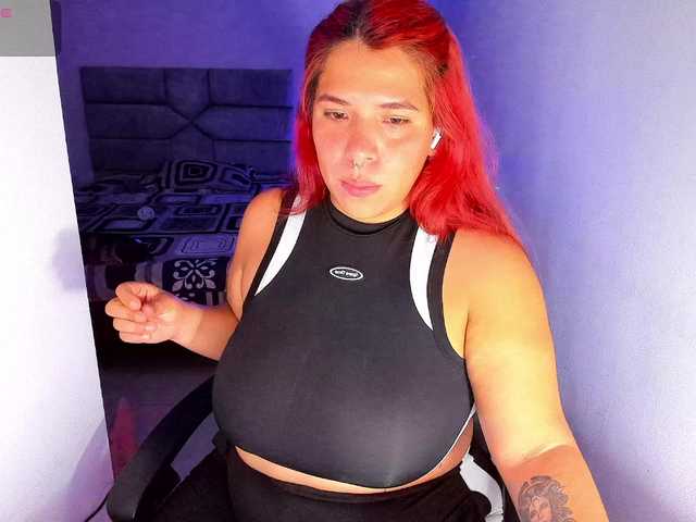 Karlathompson live cam on BongaCams