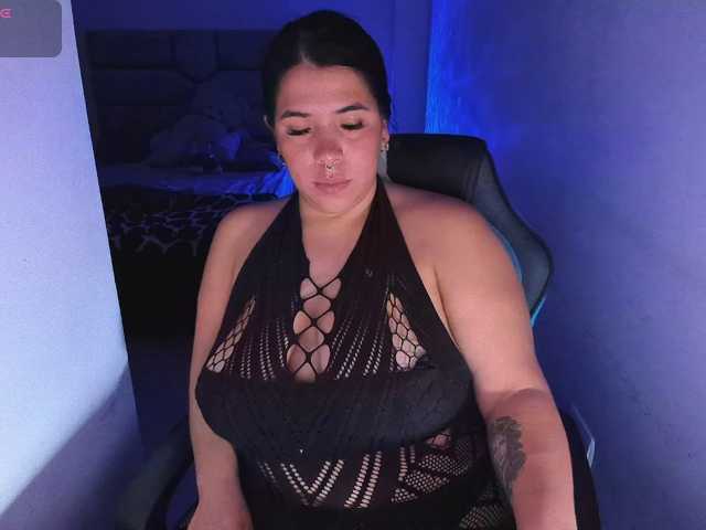 Karlathompson live cam on BongaCams