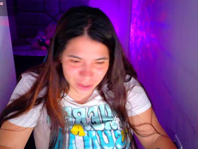 Karlathompson live cam on BongaCams