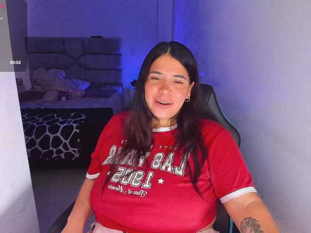 Karlathompson live cam on BongaCams